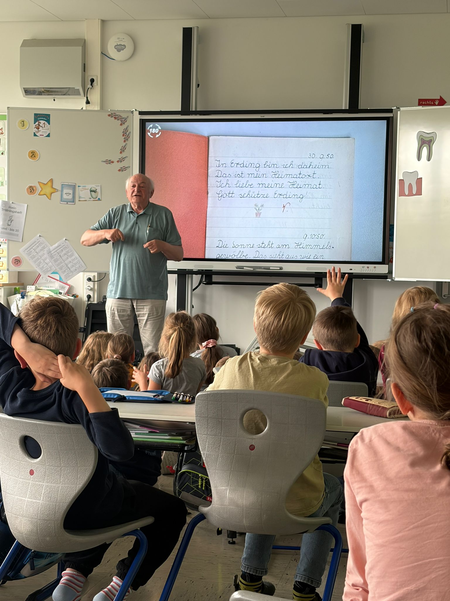 26 06 10 Schule fruher heute 3