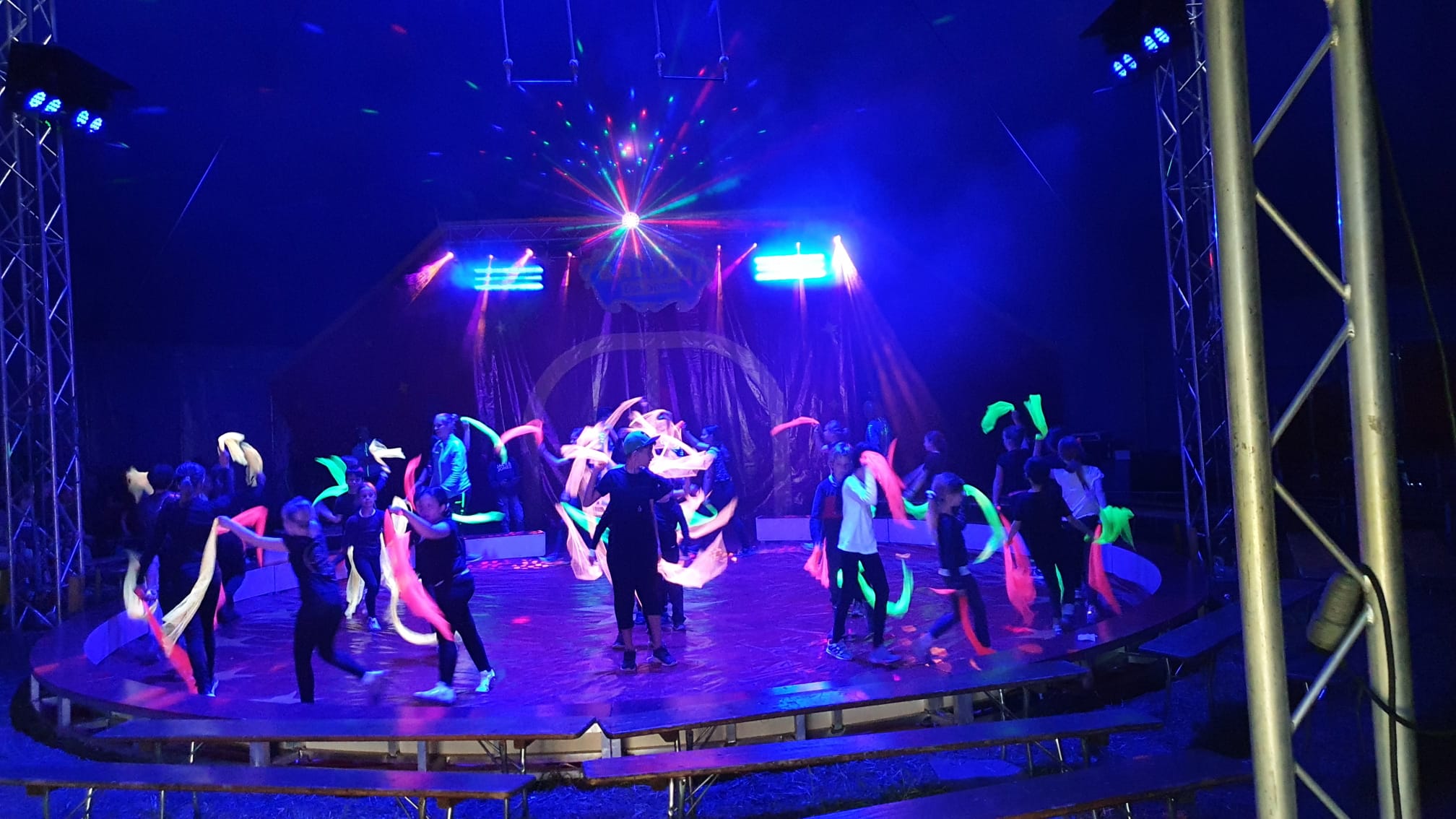 22 05 09 13 Zirkus Baldini 2